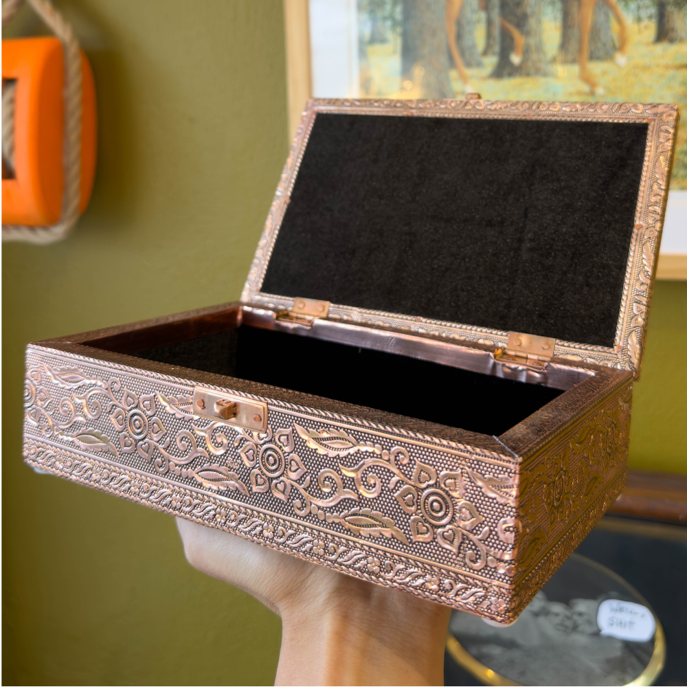 Jewelry Box | Embossed Skull