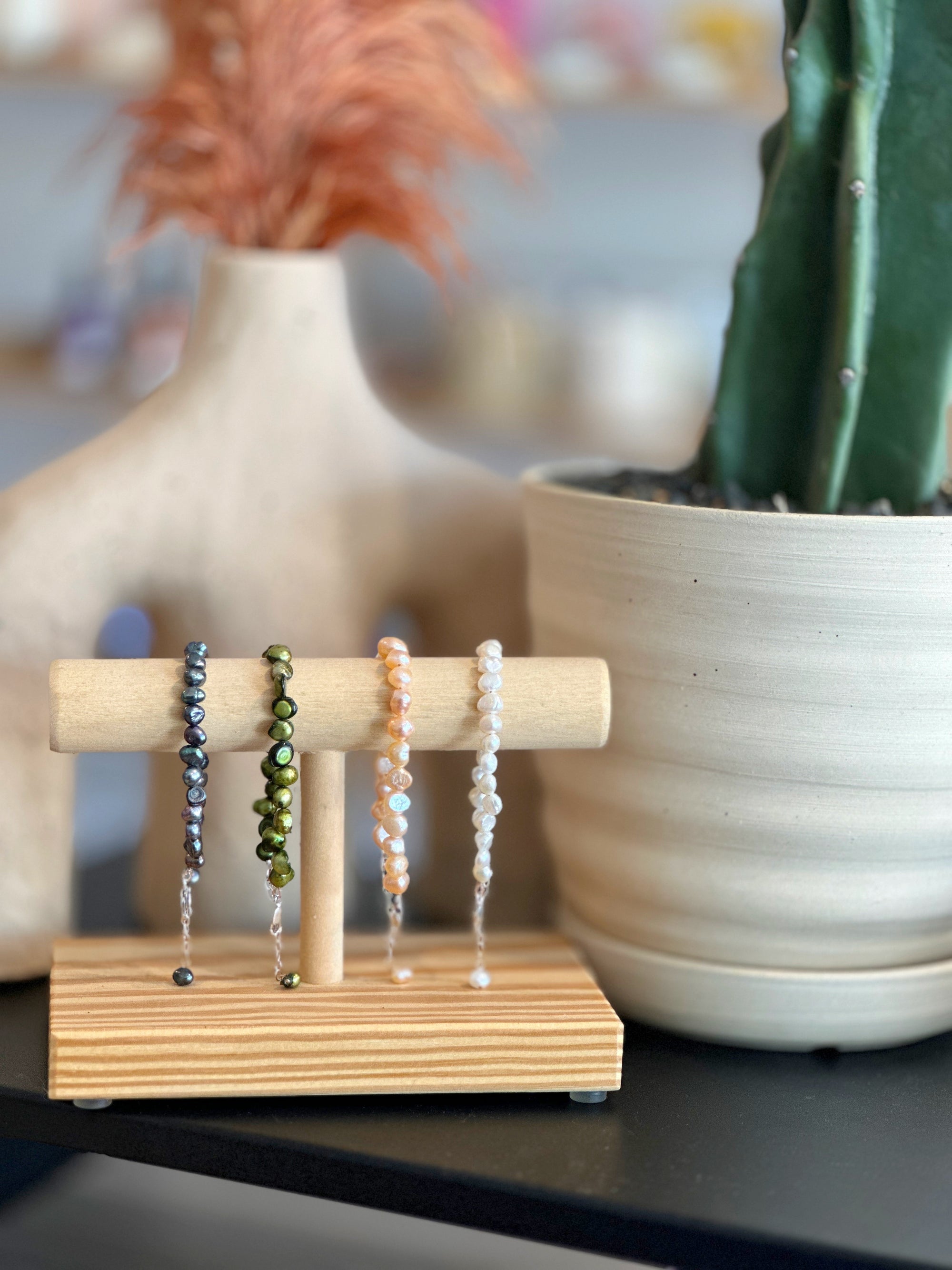 Perla Strand Bracelet | Strung Freshwater Pearls