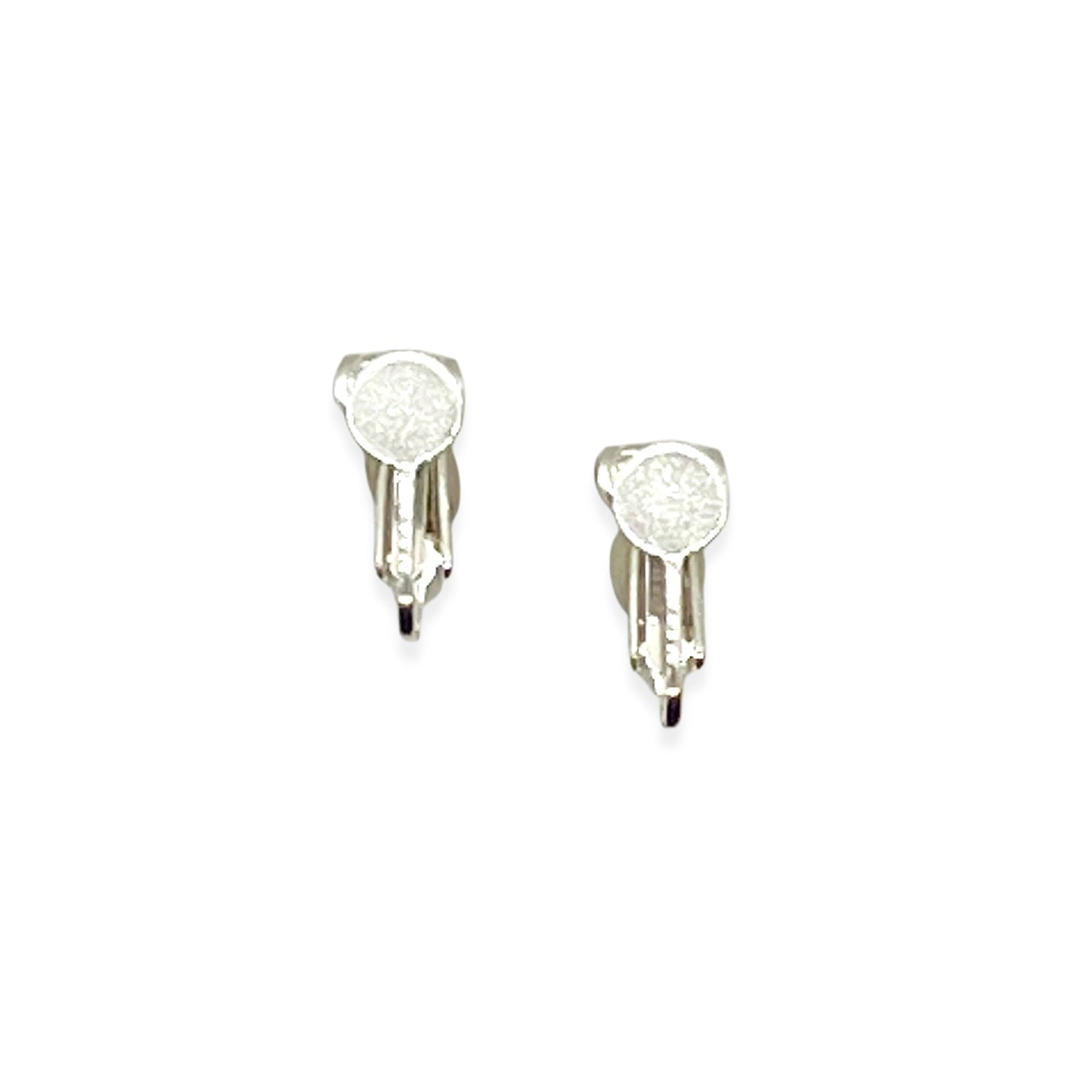 This Adaptive Add-On converts your Son of a Sailor earrings into easy-to-wear clip-ons. It's perfect for those without pierced ears, those with sensitive or stretched earlobes, or anyone who finds traditional earwires challenging. Available in sterling silver or 14k gold-filled, it offers a comfortable, accessible fit without sacrificing style.