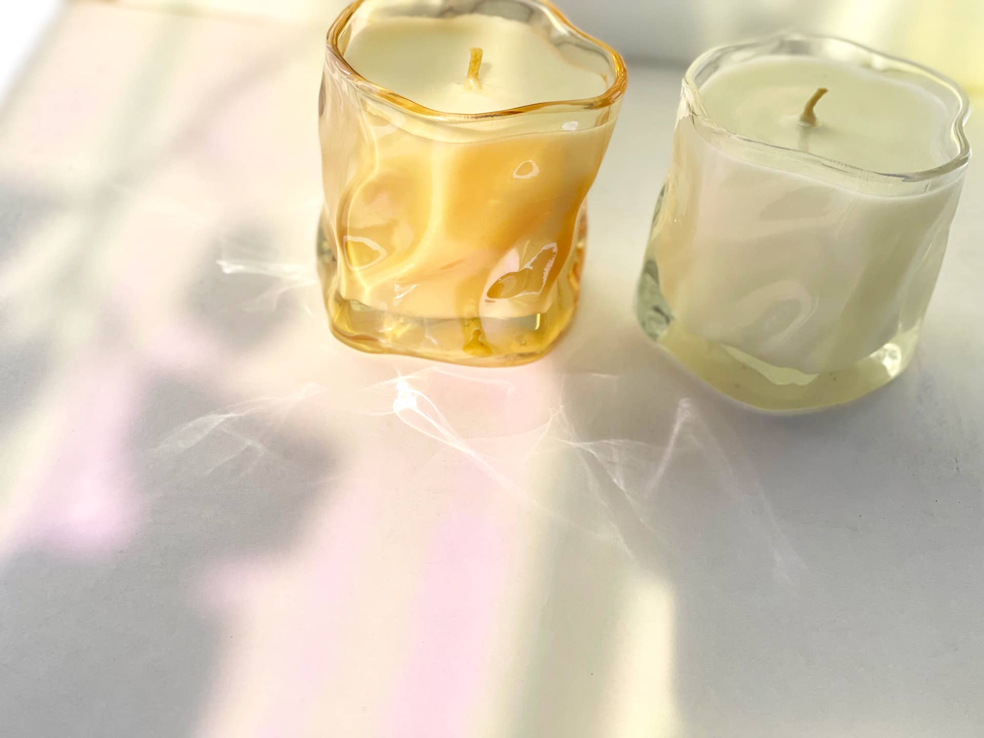 No. 3 : Moss + Amber- sweet musk, bright masculine.

Top: Sage, Orange, Grapefruit&nbsp;
Heart: Lavender
Base: Amber, Tonka Bean, Oakmoss