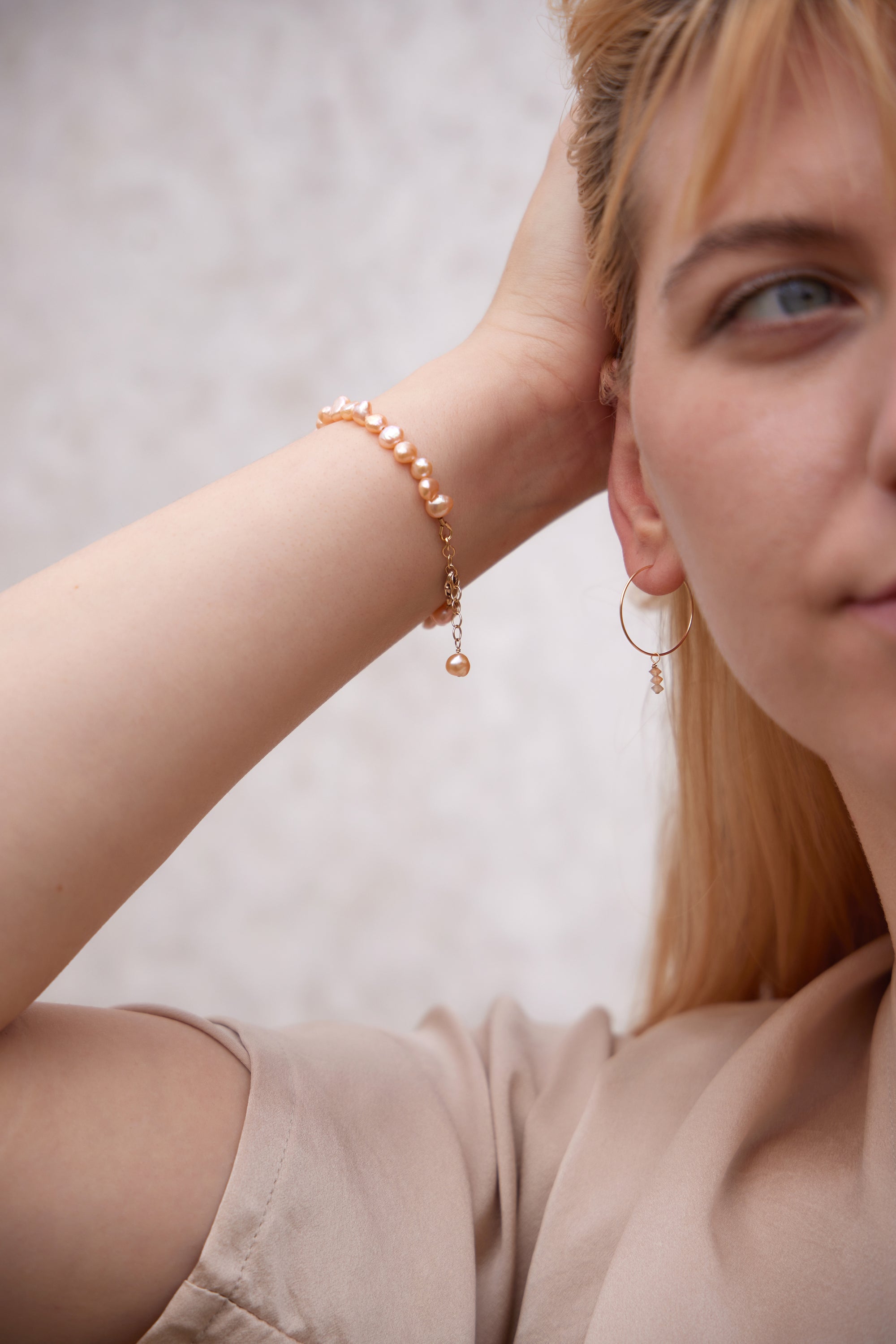Perla Strand Bracelet | Strung Freshwater Pearls