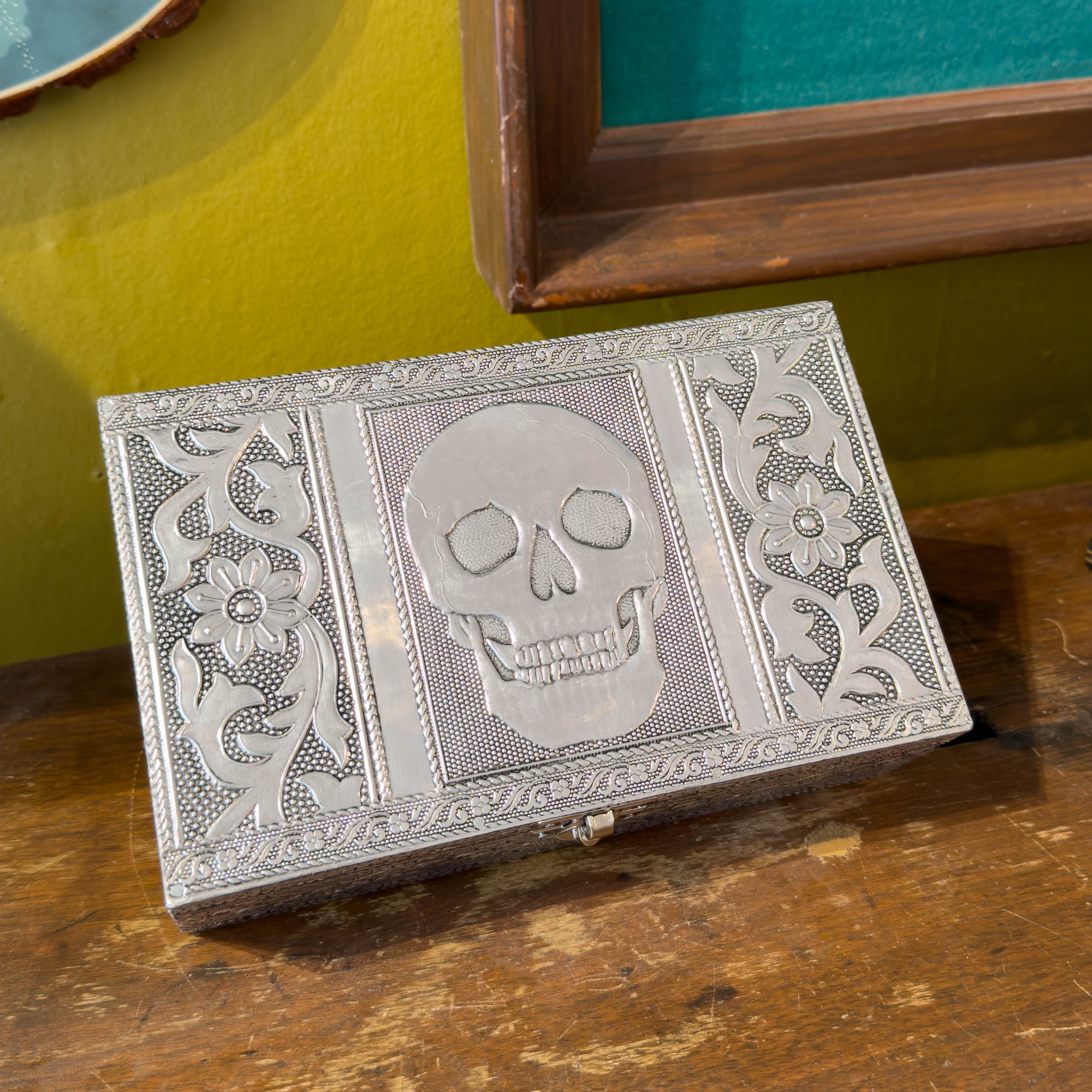 Jewelry Box | Embossed Skull