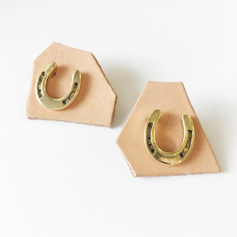 Gold Horseshoe Lapel Pin