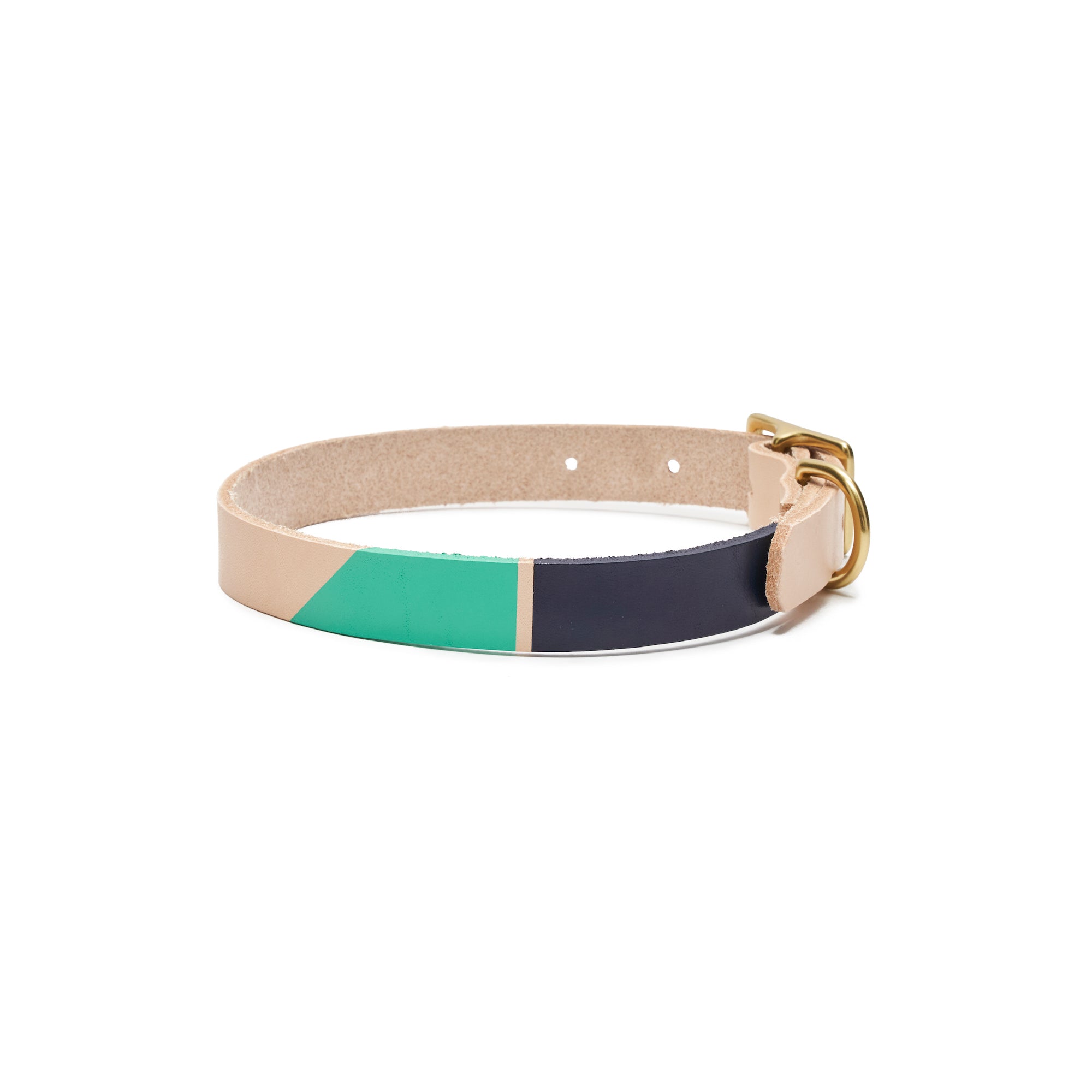 Now you can customize our Willis Eastwood pet line by choosing your paint colors! Choose the perfect colors to reflect your pet's style! For the toughest little guy or the biggest softie, the Willis collar brings colorful personality to a classic leather design for your pet. Natural leather collar features 5 holes for the perfect fit. Finished with brass hardware and your choice of color block.